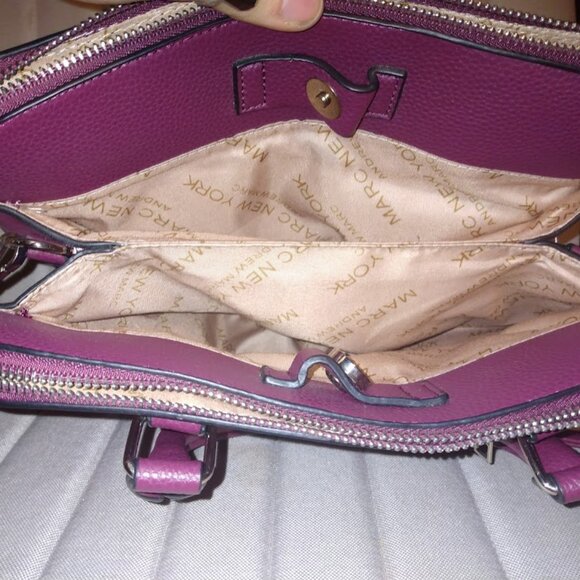 !!!SUPERB CONDITON!! Andrew Marc New York - Burgundy bag - Picture 4 of 8